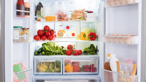 colocar bien la comida ahorra luz