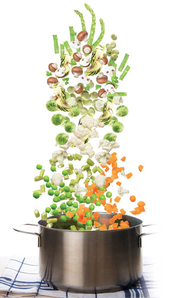 cazuela con verduras para hacer una menestra