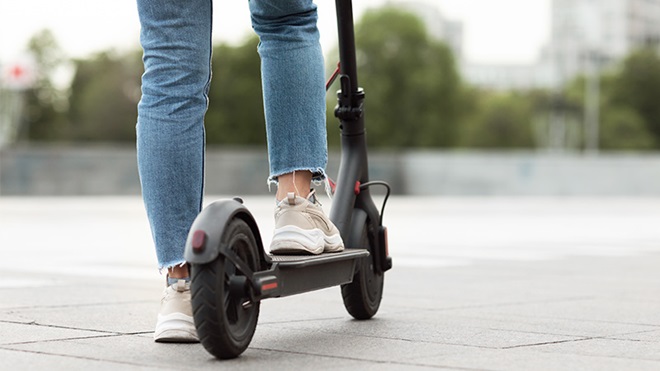 patinete electrico negro