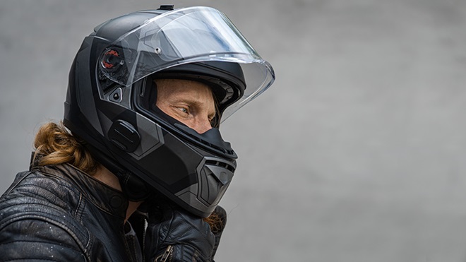 Casco de moto_ Apertura