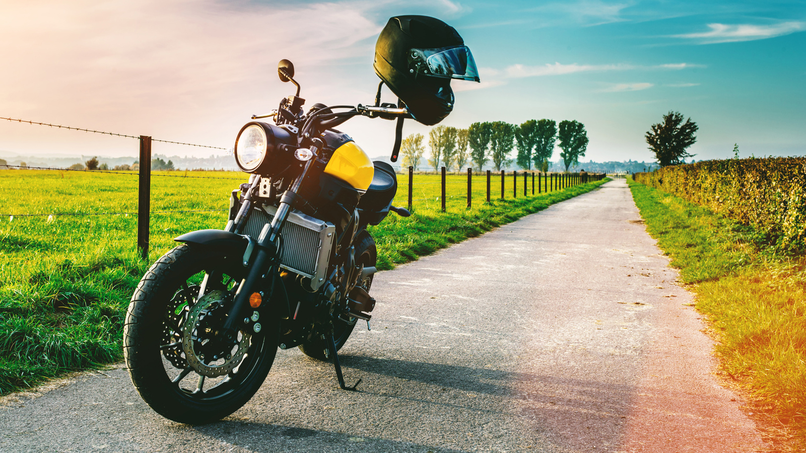 Cómo conducir en moto con seguridad