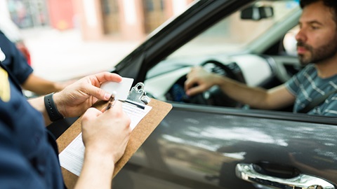 Multas de tráfico. ¿Qué hacer?