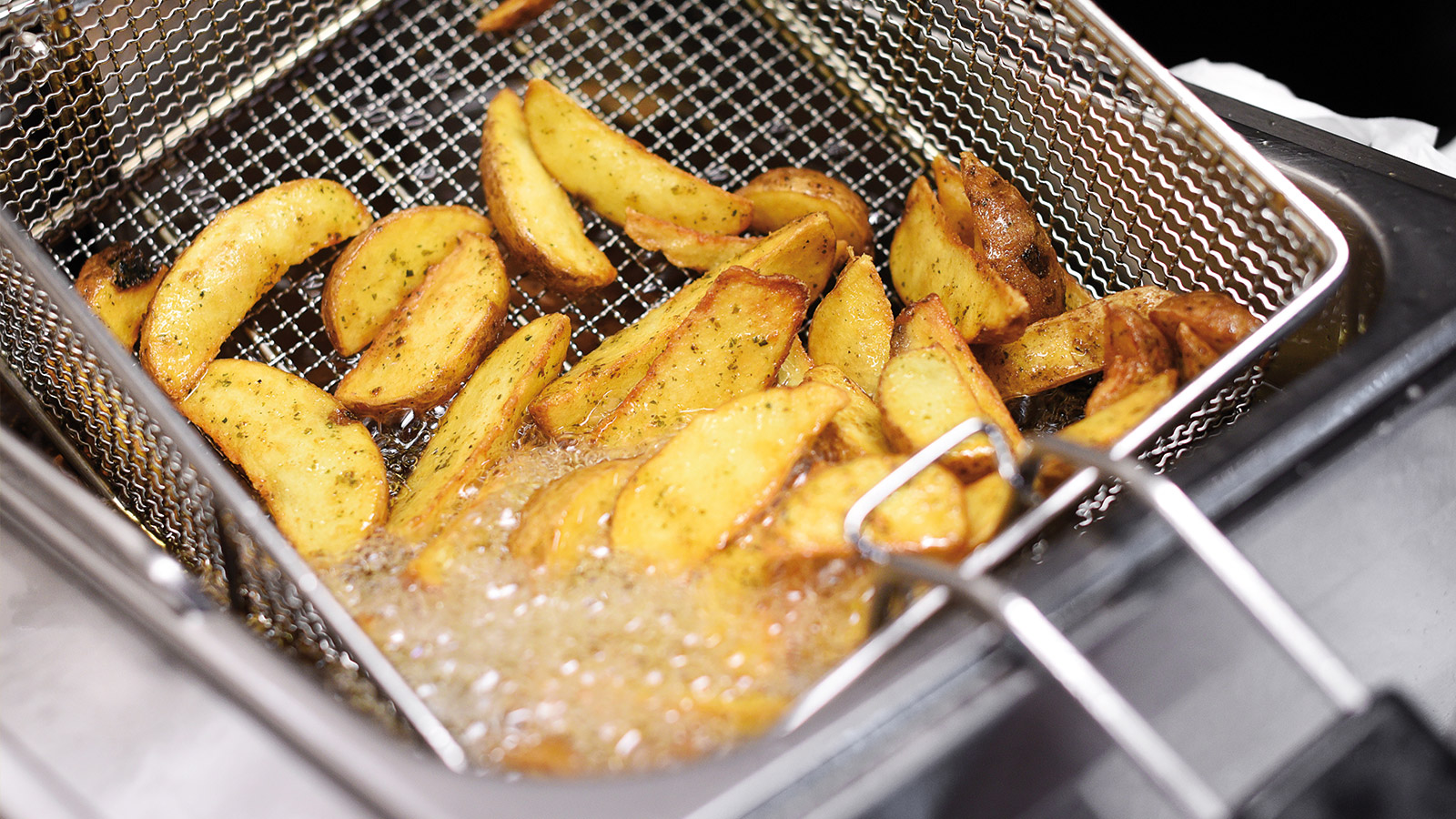 Características y Accesorios que Debe Tener una Freidora