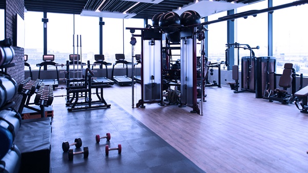 GIMNASIO VACIO