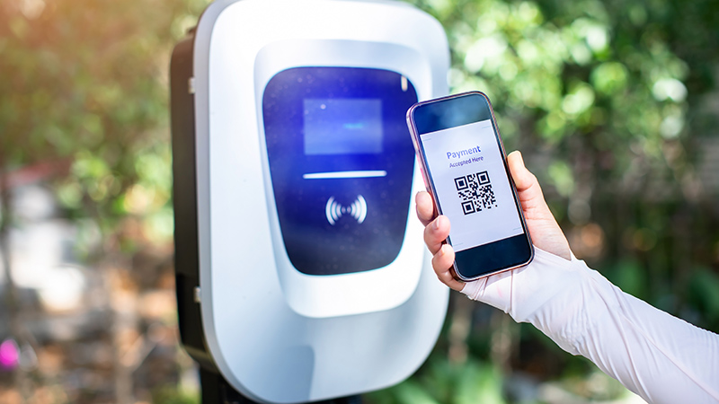 Código QR para pago en punto de recarga de coches eléctricos
