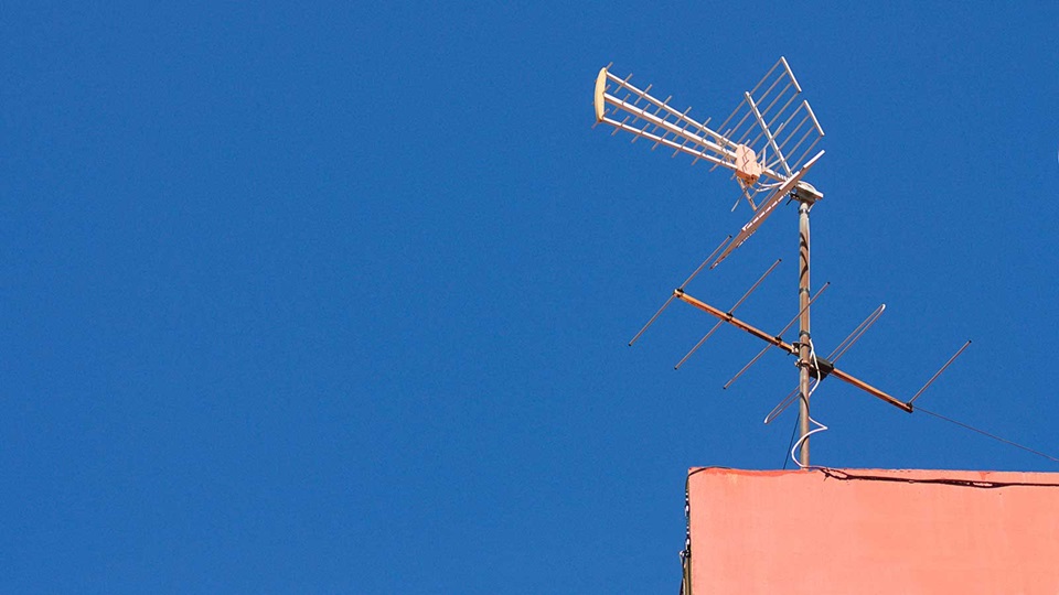 adaptar la antena por el cambio de frecuencias de TDT