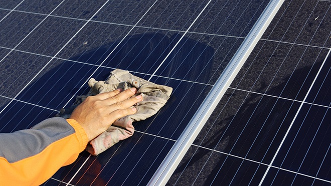 limpieza de paneles solares