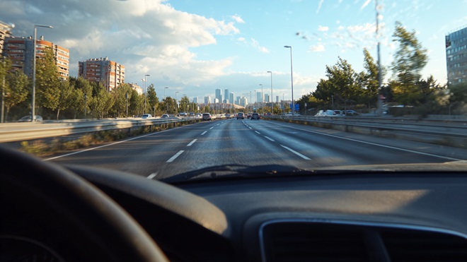 Trabajar en Madrid y comprar o alquilar vivienda fuera de Madrid puede ser una solución para huir de los precios carísimos de la capital