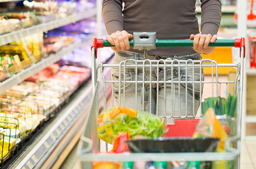 Resultado de imagen de comprar en el supermercado